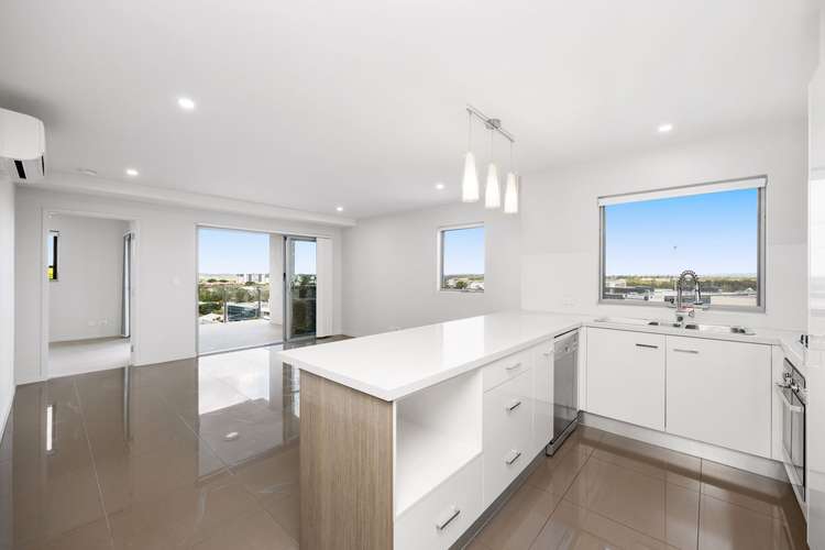 Main view of Homely unit listing, 2638/1 Cremin Street, Upper Mount Gravatt QLD 4122