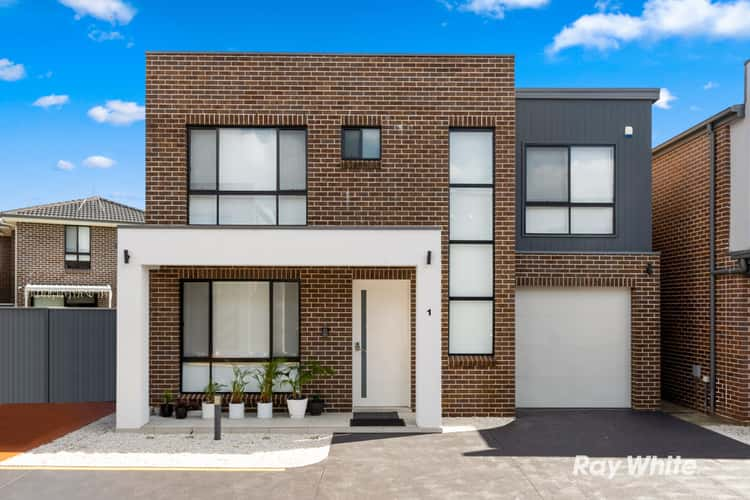 1 Hopwood Glade, Quakers Hill NSW 2763