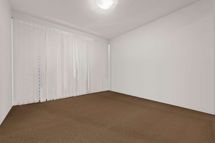 Fourth view of Homely apartment listing, 2/12-26 Regent Street, Chippendale NSW 2008