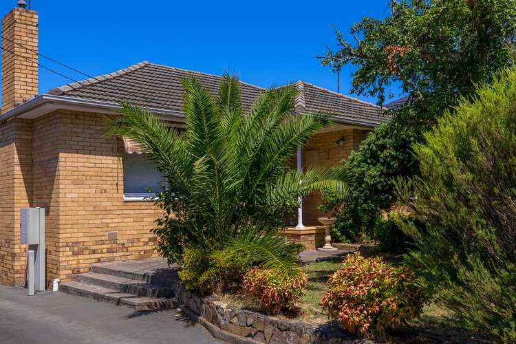 Main view of Homely house listing, 1/10 Raymond Court, Oakleigh East VIC 3166