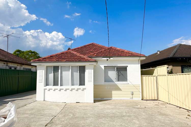 319 Roberts Road, Greenacre NSW 2190