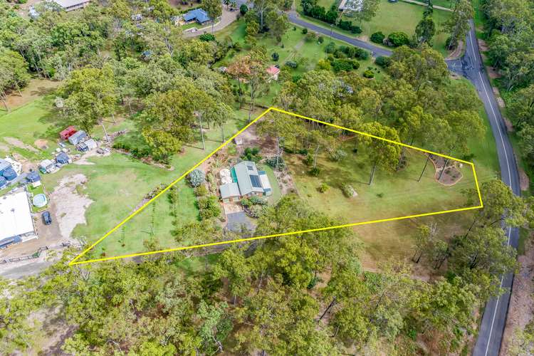 12 Munro Court, Mcilwraith QLD 4671