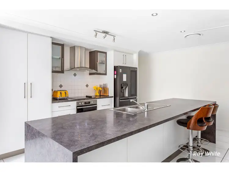 Second view of Homely house listing, 7 Red Emperor Way, Lammermoor QLD 4703