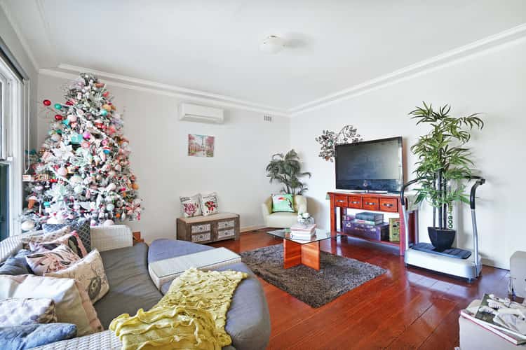 Fourth view of Homely house listing, 121 Waiora Road, Heidelberg Heights VIC 3081
