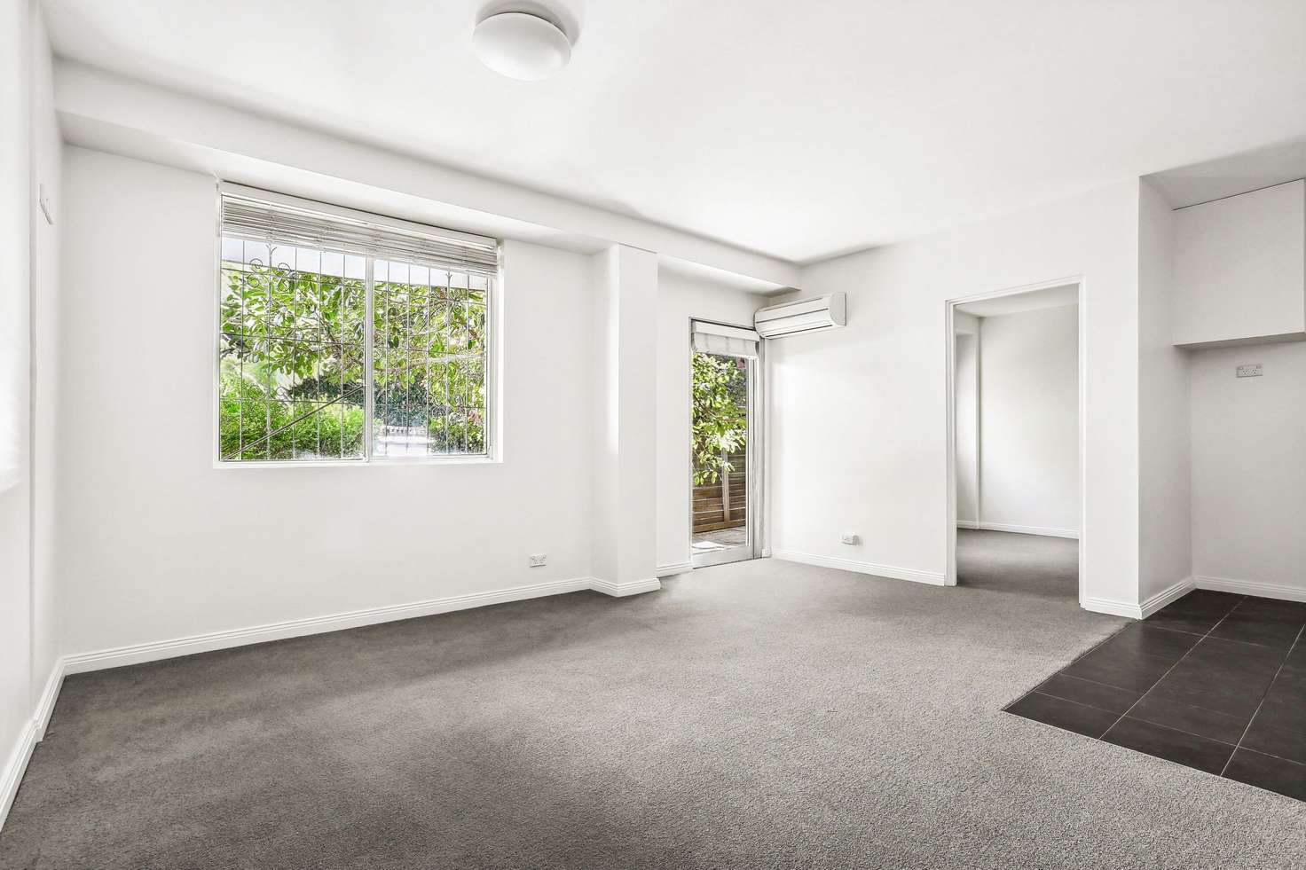 Main view of Homely apartment listing, 101/4-14 Roslyn Gardens, Elizabeth Bay NSW 2011