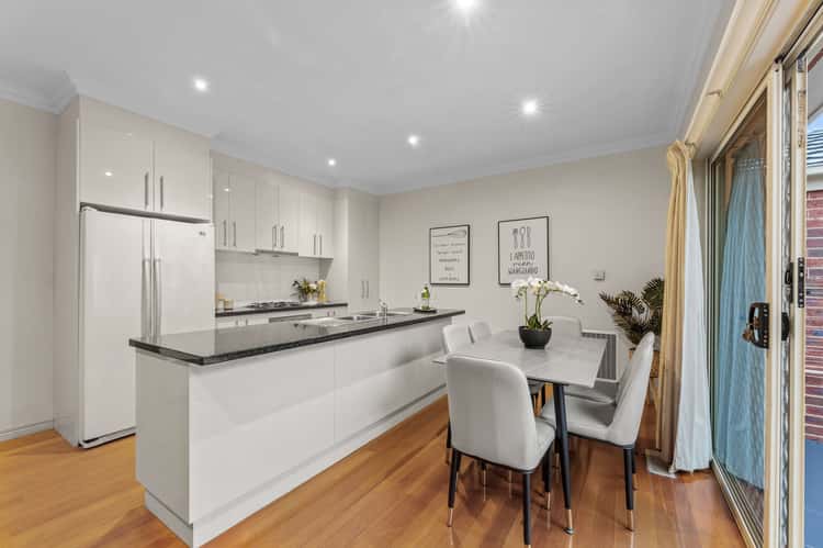 Fifth view of Homely unit listing, 2/30 Peacock Street, Burwood VIC 3125