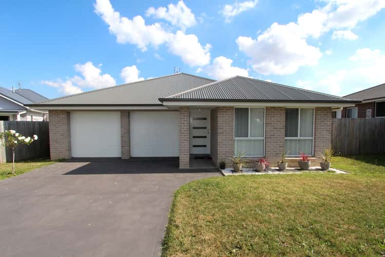 18 Lapwing Place, Moss Vale NSW 2577