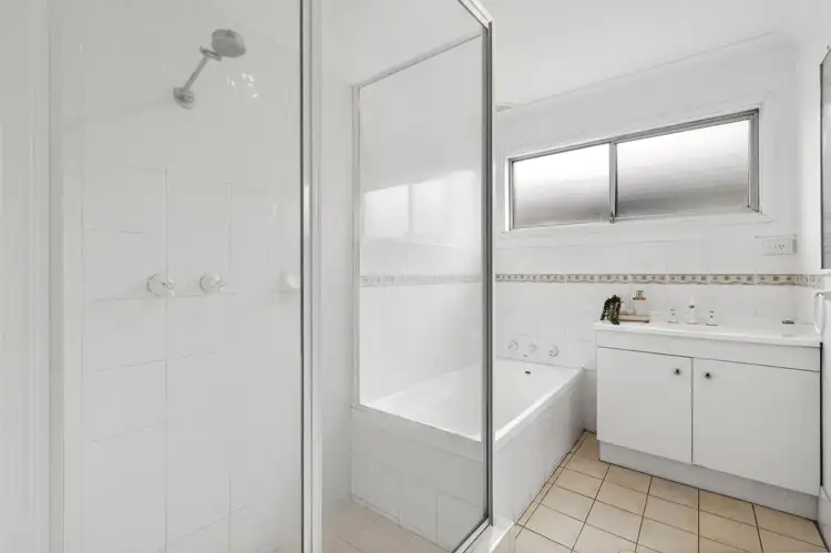 Fifth view of Homely house listing, 1/23 Andrew Thompson Drive, Mcgraths Hill NSW 2756