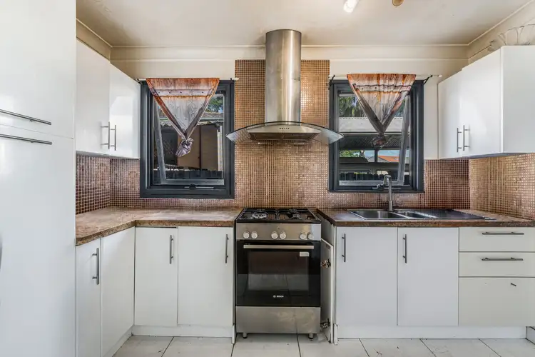 Fifth view of Homely house listing, 3 Eurabbie Place, Macquarie Fields NSW 2564