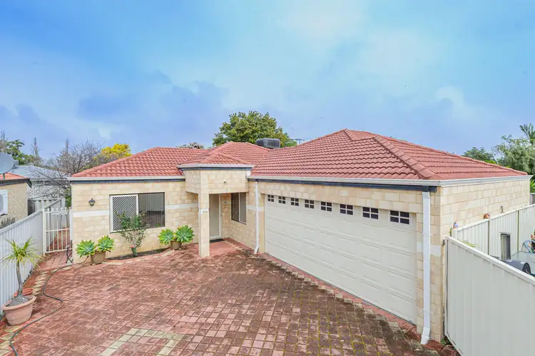 39A Russell Street