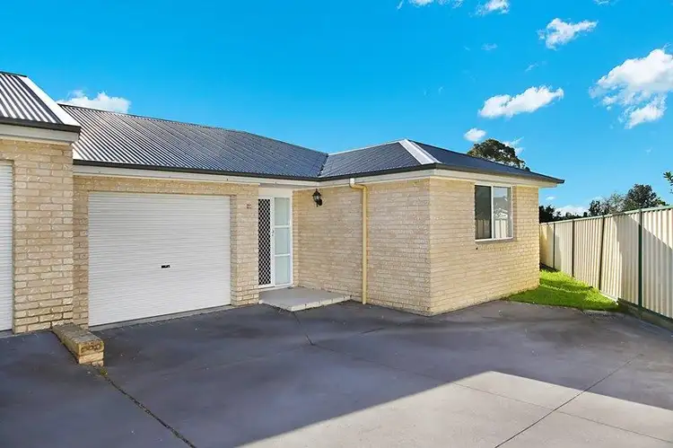 Main view of Homely semi-detached listing, 2/5a Boomerang Street, Beresfield NSW 2322