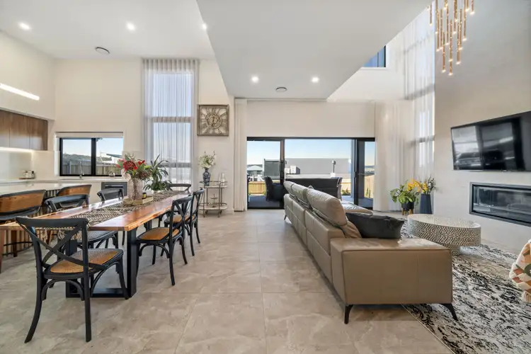 Fifth view of Homely house listing, 4 Leontine Loop, Denman Prospect ACT 2611