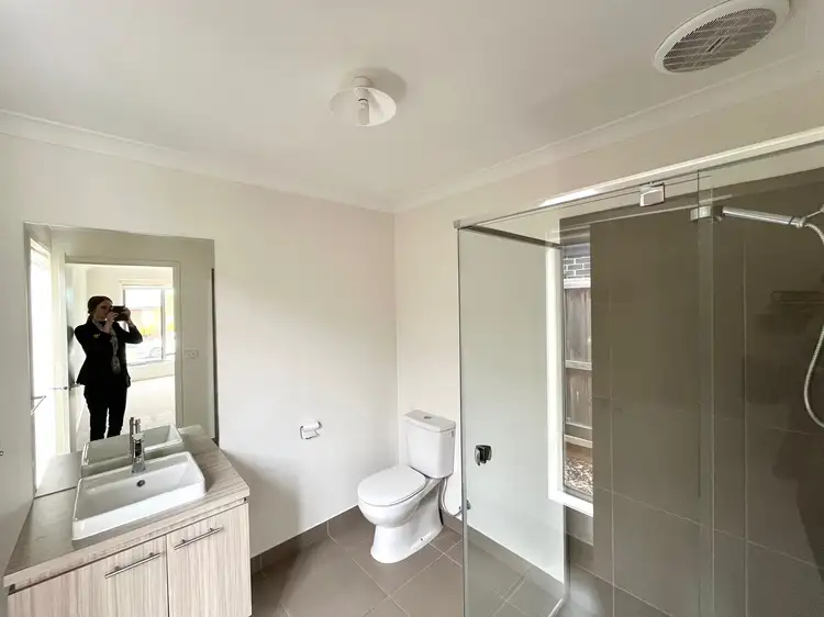 Fifth view of Homely house listing, 116 Willandra Circuit, Warragul VIC 3820