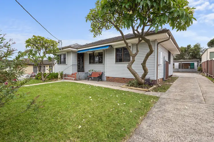 Main view of Homely house listing, 522 Northcliffe Drive, Berkeley NSW 2506