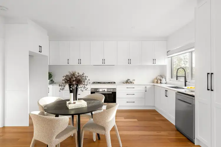 Fifth view of Homely townhouse listing, 2/132 Graham Road, Viewbank VIC 3084