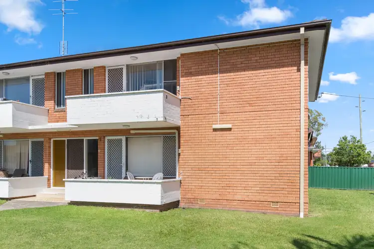 Main view of Homely unit listing, 3/17 Prince Edward Drive, Brownsville NSW 2530