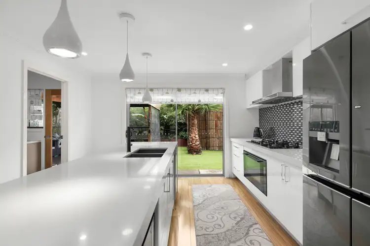 Sixth view of Homely house listing, 5 Mladen Court, Coolaroo VIC 3048