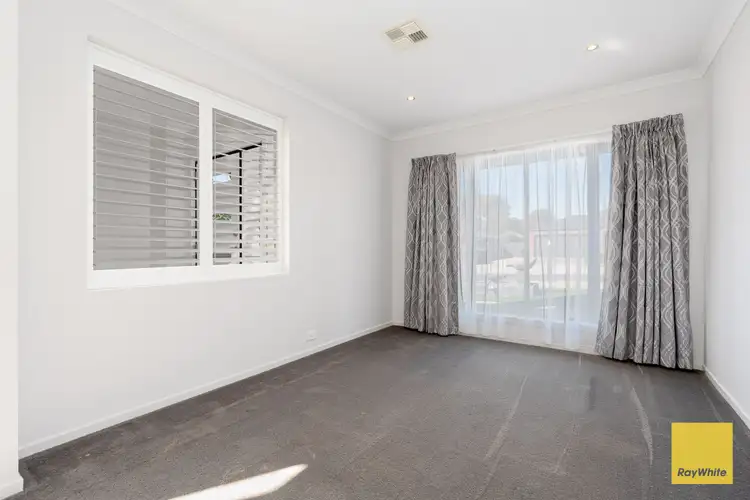 Third view of Homely house listing, 6 Roxburgh Crescent, Junortoun VIC 3551