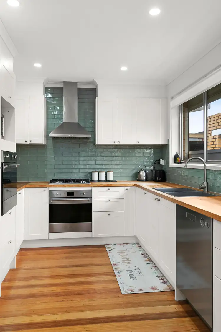 Fifth view of Homely house listing, 4 Susan Court, Campbellfield VIC 3061