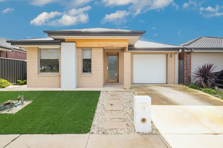 Main view of Homely house listing, 17 Waverley Rd,, Epsom VIC 3551