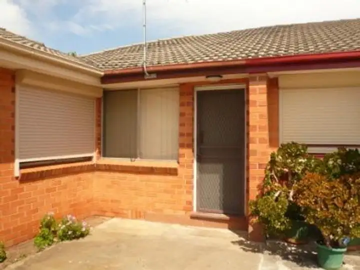 Main view of Homely unit listing, 5/40 East Esplanade, St Albans VIC 3021