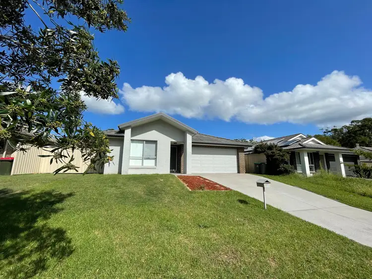 15 Aspen Grove