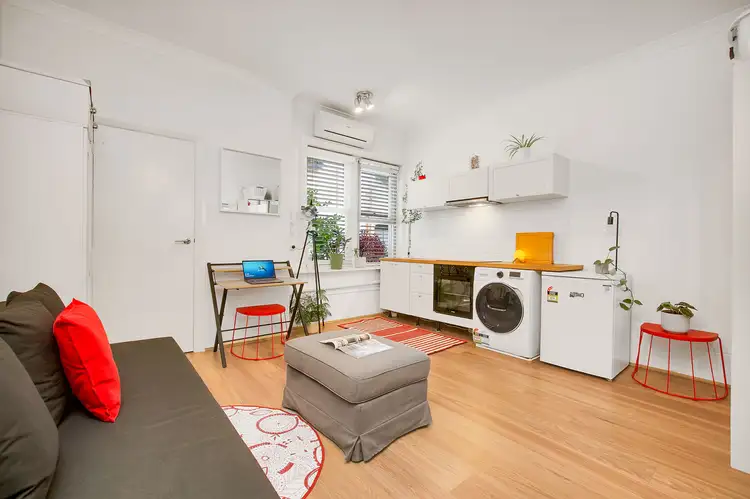 225 Darlinghurst Road