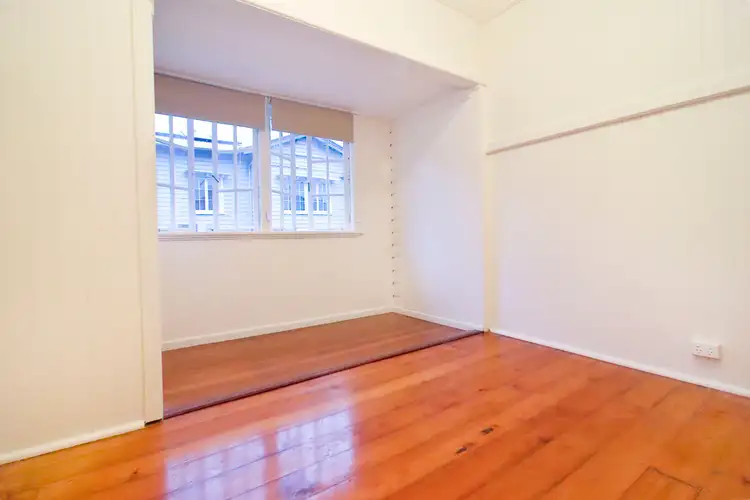 Fifth view of Homely unit listing, 1/23 Maynard Street, Woolloongabba QLD 4102