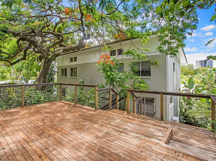 23 Indooroopilly Road