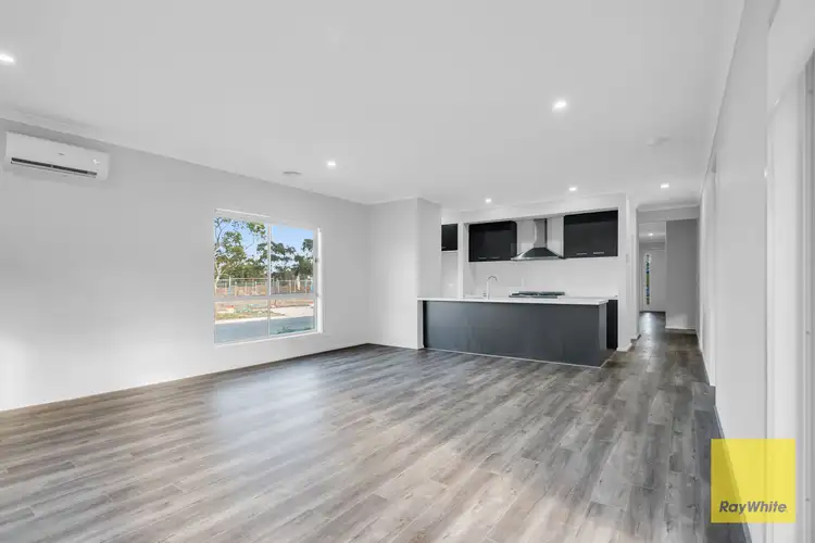 Fifth view of Homely house listing, 2 Auggie Way, Tarneit VIC 3029