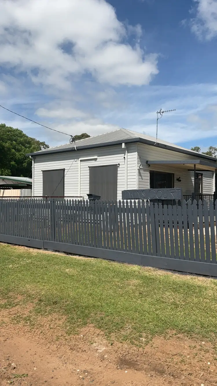 6A Gladsby Street, Oakey QLD 4401