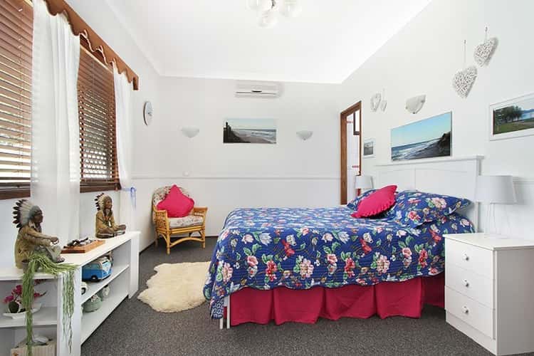 Fourth view of Homely house listing, 20 Sussex Street, Berkeley NSW 2506