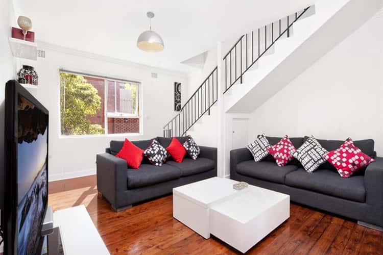 Main view of Homely apartment listing, 2/19 Greenwich Rd, Greenwich NSW
