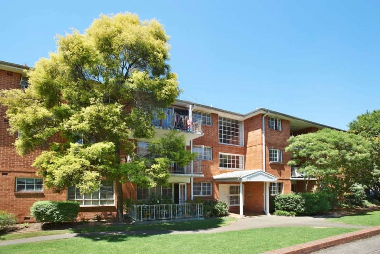 Main view of Homely unit listing, 5/30 Queens Road, Westmead NSW 2145