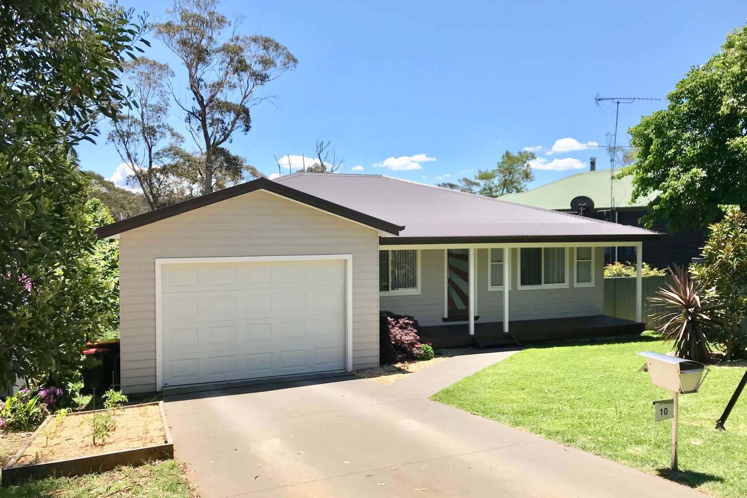 Main view of Homely house listing, 10 Hillier Avenue, Blackheath NSW 2785
