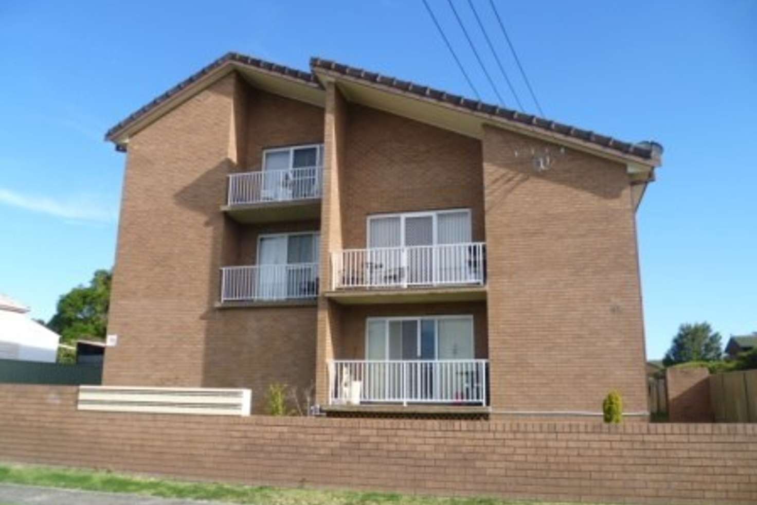 Main view of Homely unit listing, 10/68-70 Russell Street, Woonona NSW 2517
