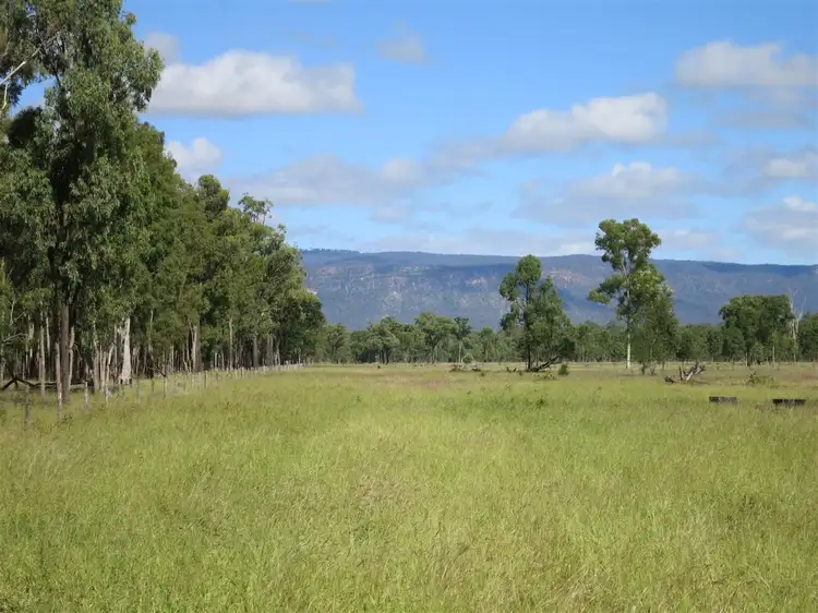 1140 "Glenwood" Cooinda Road, Dingo QLD 4702