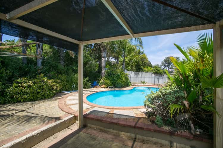 Second view of Homely house listing, 35 Tamarine Way, Swan View WA 6056