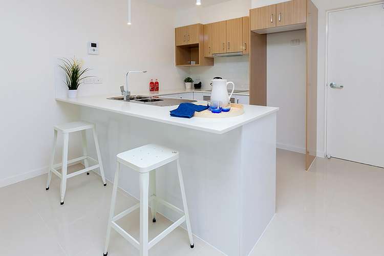 Fourth view of Homely unit listing, 2/37 Mildmay Street, Fairfield QLD 4103