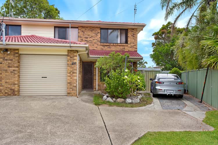 Main view of Homely townhouse listing, 18 Lisa Close, Bateau Bay NSW 2261