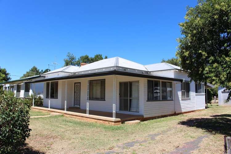 18 Bombelli Street, Bingara NSW 2404