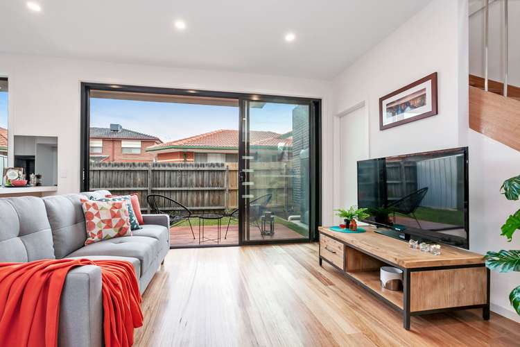 Fifth view of Homely townhouse listing, 2/166 Rathcown Road, Reservoir VIC 3073