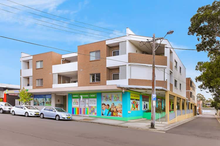 Main view of Homely unit listing, 18/4 Macarthur Avenue, Revesby NSW 2212