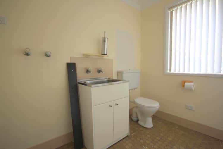 Fourth view of Homely unit listing, 138B Campbellfield Avenue, Bradbury NSW 2560