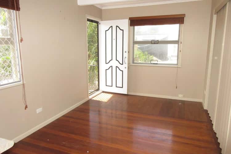 Second view of Homely unit listing, 2/27 Cronulla Avenue, Mermaid Beach QLD 4218