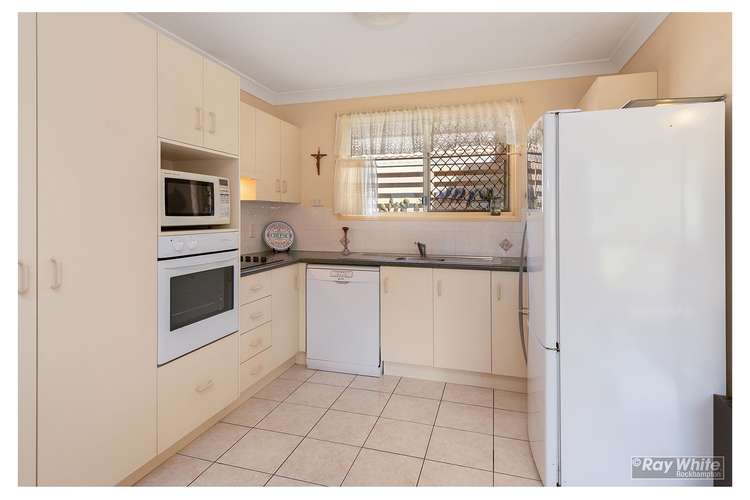Third view of Homely unit listing, 4/33 Oswald Street, Allenstown QLD 4700