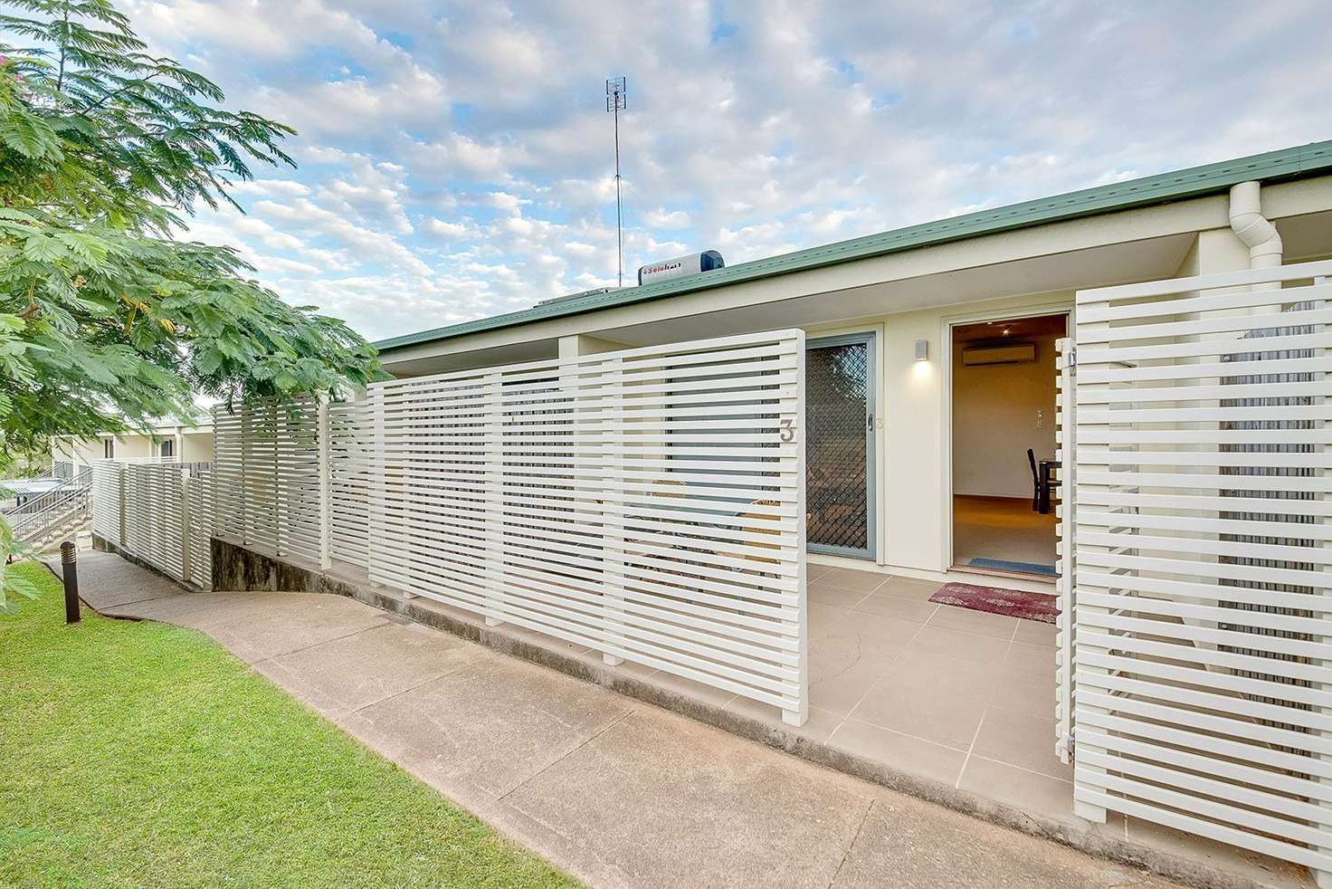 Main view of Homely unit listing, 3/24 Kent Street, West Gladstone QLD 4680