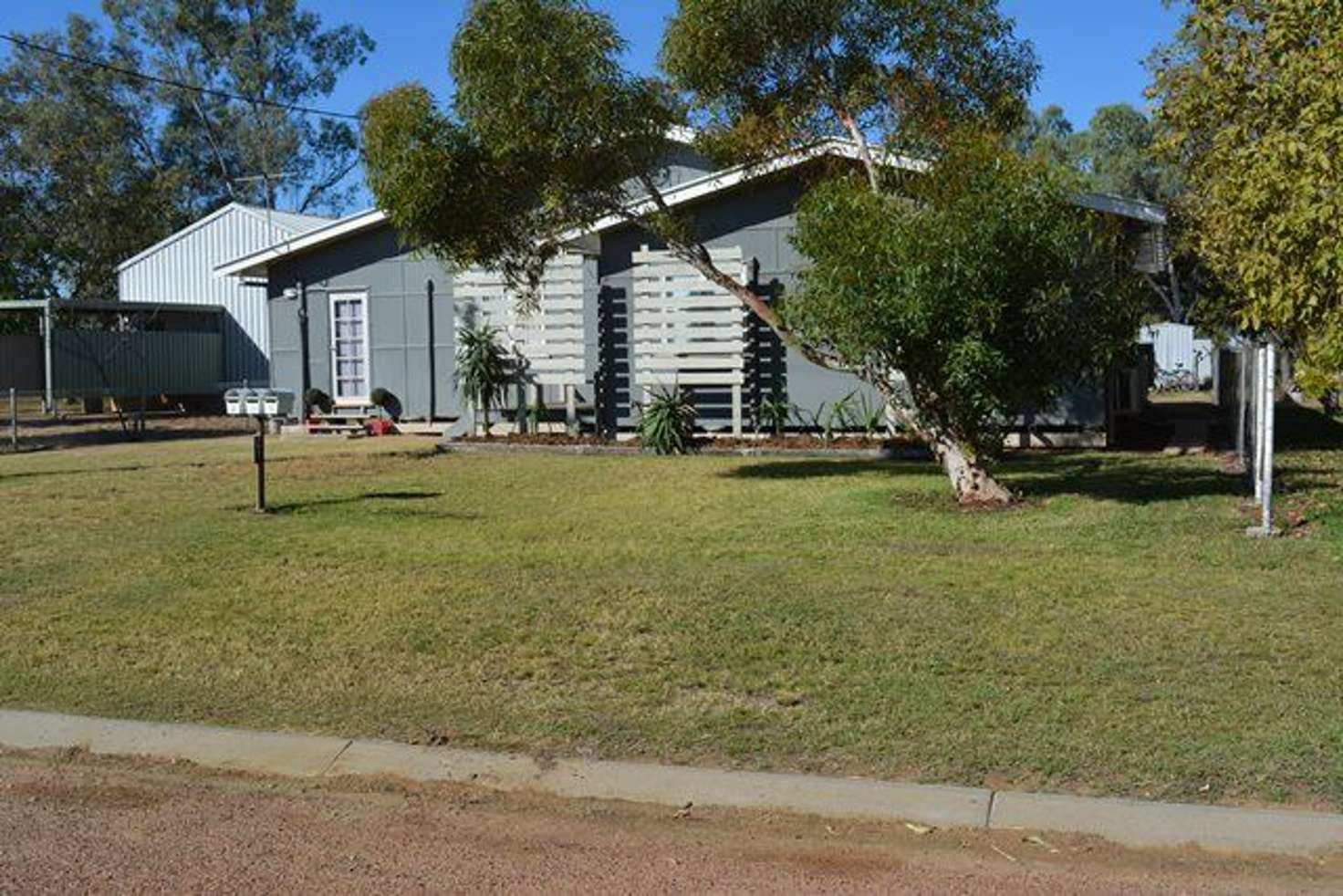 Main view of Homely unit listing, 2/21 St Andrews Street, Blackall QLD 4472