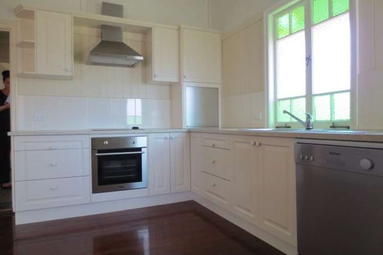 Main view of Homely house listing, 10 Kenbury Street, Bulimba QLD 4171
