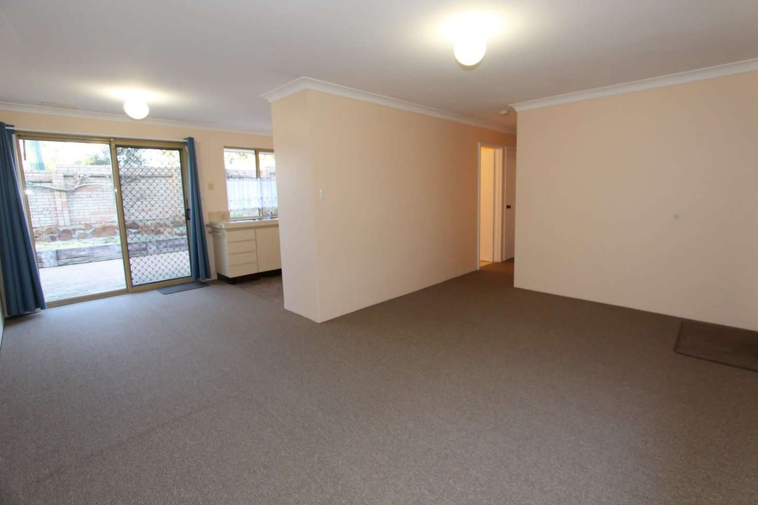 Main view of Homely unit listing, 4/77 Parkview Drive, Ballajura WA 6066